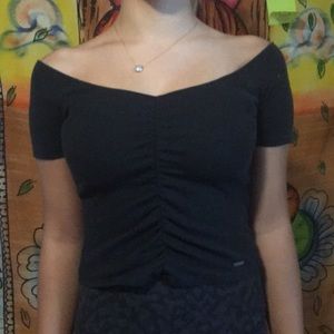 Black Rouched/Ribbed Top